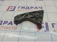 Кронштейн опоры двигателя Opel Astra (H) 13174501