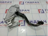 Педаль тормоза Opel Astra (H) 5560327
