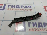 Кронштейн заднего бампера правый Opel Astra (H)