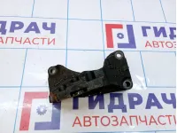 Кронштейн опоры двигателя правый Opel Astra (H) 5684152