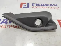 Накладка декоративная правая Opel Astra (J) 2208296. С торца торпедо. Сломано крепления.