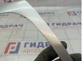 Накладка двери передней правой Opel Astra (J) 13259072. Царапины, сломано крепление.