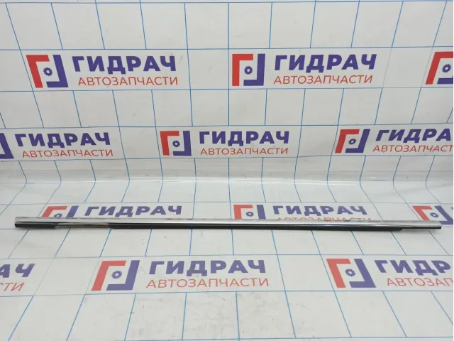 Накладка стекла переднего правого Opel Astra (J) 13347219. Хром.