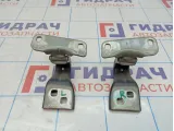 Петли двери багажника Opel Astra (J) 13275575. Комплект.