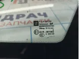 Стекло кузовное глухое левое Opel Astra (J) 5161003. Переднее. Дефект креплений.