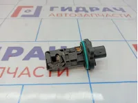 Расходомер воздуха Opel Astra (J) 13301682.