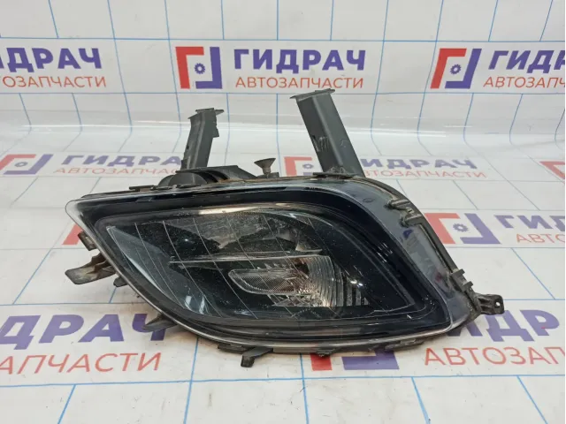 Фара противотуманная правая Opel Astra (J) 13293623. Царапины.
