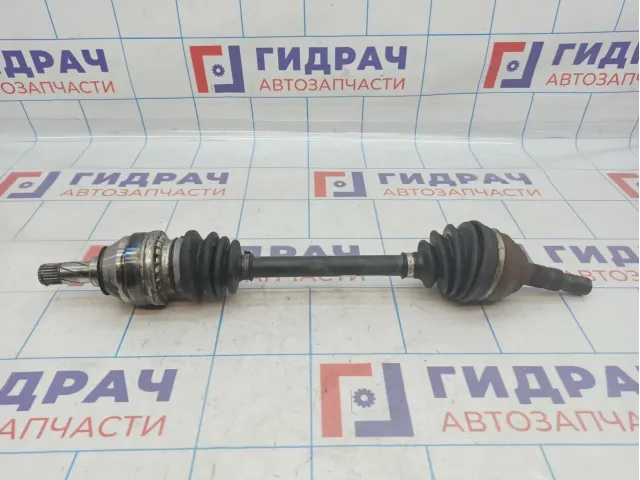 Привод передний левый Opel Astra (J) 374486. Дефект пыльника.