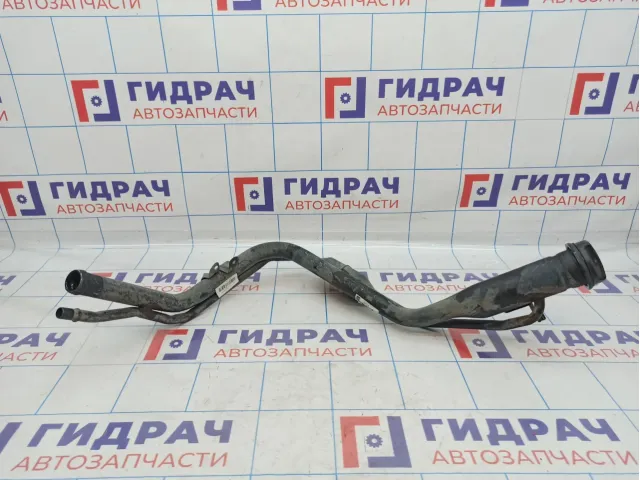 Горловина топливного бака Opel Astra (J) 13260938. С крышкой горловины топливного бака.