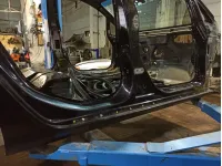 Порог со стойкой правый Opel Astra (J) .