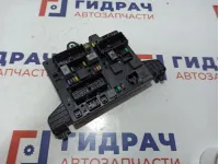 Блок предохранителей Opel Astra (J) 365927271.