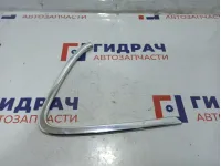 Накладка стекла кузовного глухого заднего правого Opel Astra (J) .