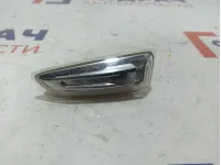 Повторитель на крыло левый Opel Astra (J) 13273103.