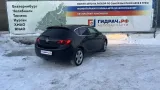 Корпус масляного фильтра Opel Astra (J) 5650364. С радиатором.