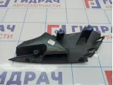 Накладка декоративная правая Opel Astra J 2208290. В торпедо.