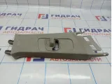 Обшивка стойки средней правой верхняя Opel Astra J 2225200. Потертость.