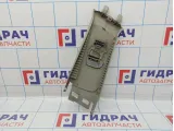 Обшивка стойки средней правой верхняя Opel Astra J 2225200. Потертость.