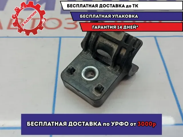 Кронштейн радиатора верхний Opel Astra J 1310005.