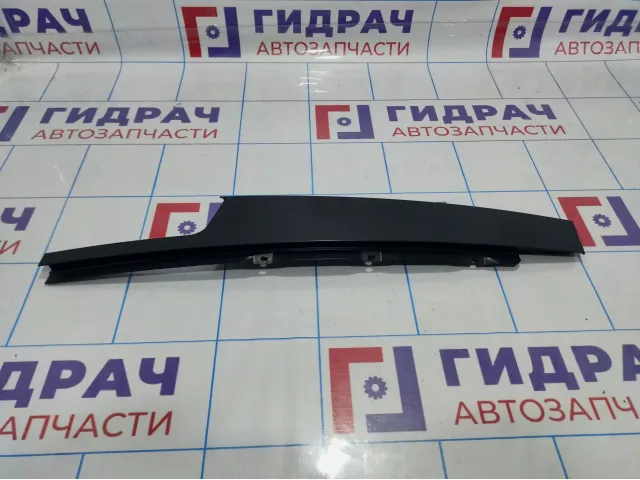 Накладка двери передней правой Opel Astra (J) 13260040.