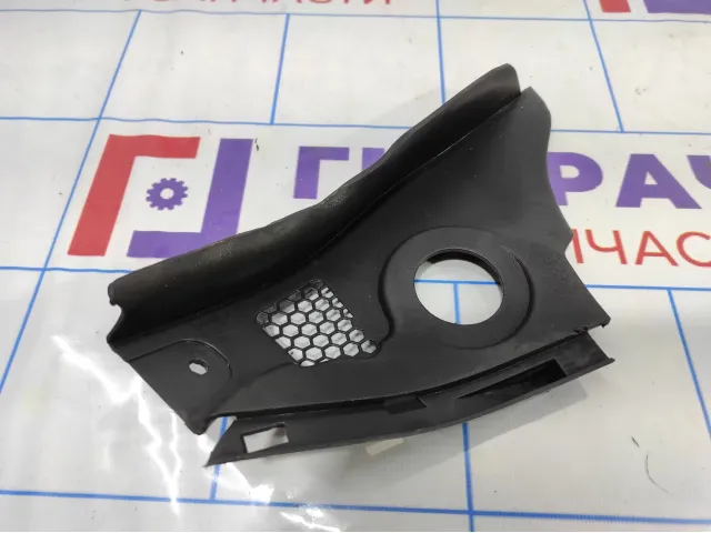 Водосток правый Opel Astra (J) 13267107.