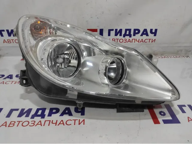 Фара правая Opel Corsa (D) 13186382.