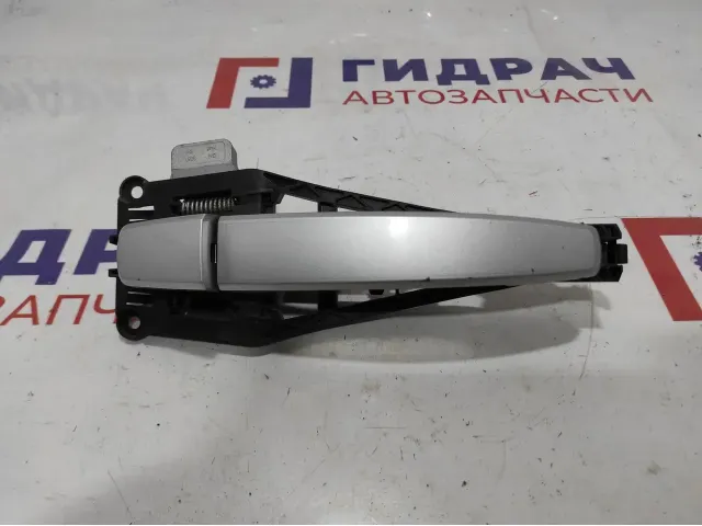 Ручка двери передней наружная правая Opel Corsa (D) . дефект,сколы.