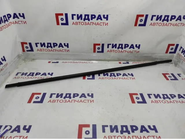 Накладка стекла переднего левого Opel Corsa (D) 5154215.