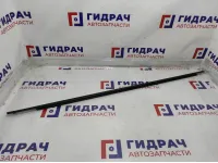 Накладка стекла переднего правого Opel Corsa (D) 5154216.