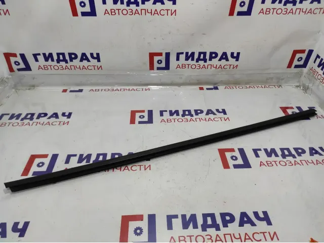 Накладка стекла переднего левого внутренняя Opel Corsa (D) 5154221.