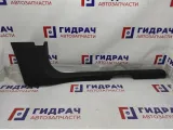 Накладка порога (внутренняя) правая Opel Corsa (D) 13180586.