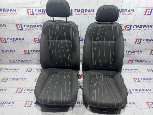 Комплект сидений Opel Corsa (D) . С обогревом.