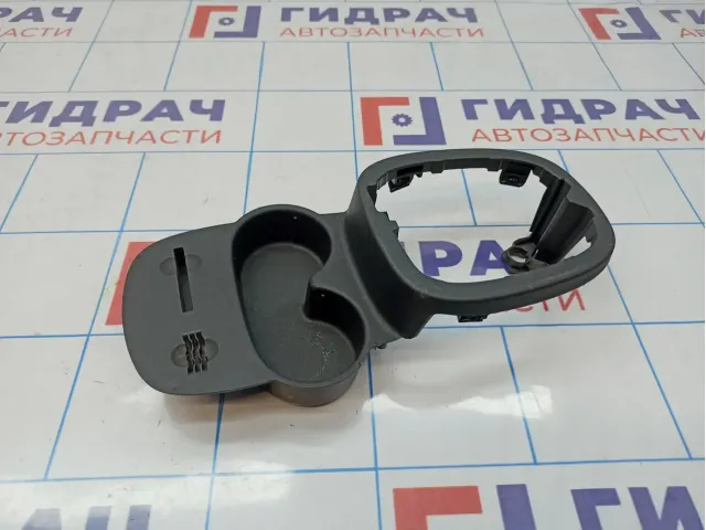 Накладка кулисы КПП Opel Corsa (D) 13205816. Подстаканники. Царапины, потертость.