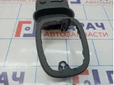 Накладка кулисы КПП Opel Corsa (D) 13205816. Подстаканники. Царапины, потертость.