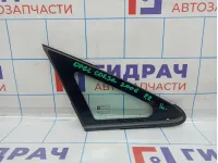 Стекло кузовное глухое правое Opel Corsa (D) 161182. Переднее. Царапины.