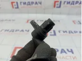 Датчик положения распредвала Opel Corsa (D) 93310500.
