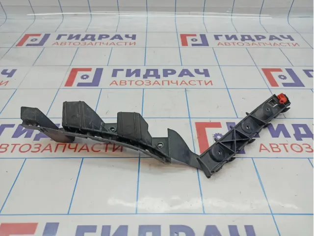 Кронштейн заднего бампера левый Opel Corsa (D) 13179903.