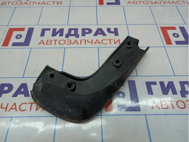 Брызговик передний Opel Corsa (D) 93199300.