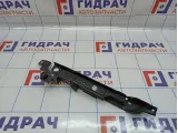 Кронштейн крыла передний правый Opel Corsa (D) 13223758.