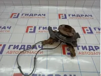 Кулак поворотный передний правый Opel Corsa (D) 5308054. Ступичный подшипник под замену.