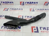 Воздухозаборник Opel Corsa D 5835923