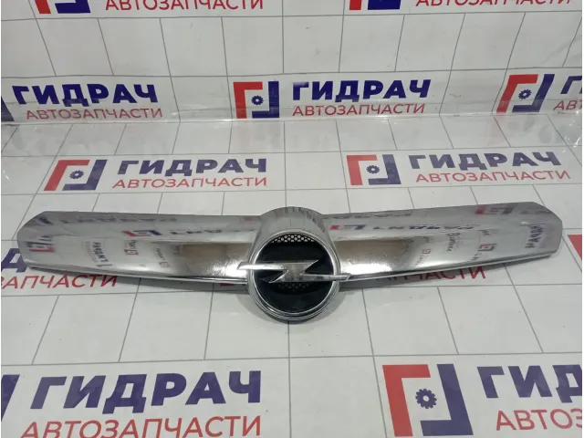 Накладка на решетку радиатора Opel Corsa D 6400633