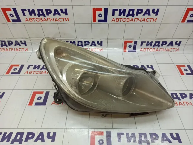 Фара правая Opel Corsa D 13186382