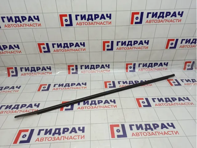 Накладка стекла переднего левого Opel Corsa D 5154215