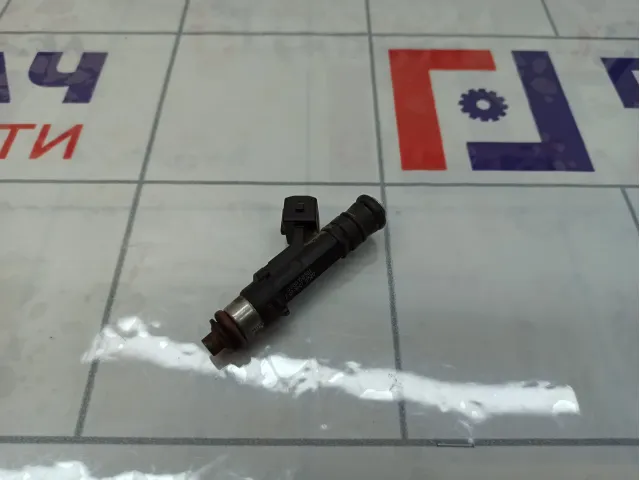 Форсунка инжекторная электрическая Opel Corsa D 5817425