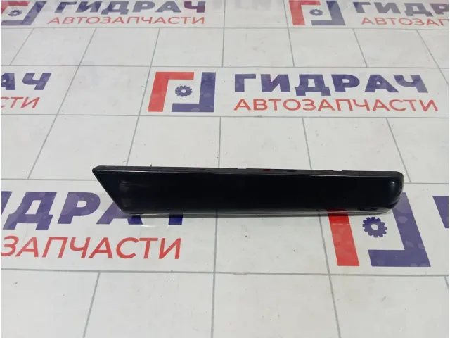 Накладка ручки внутренней передней правой Opel Corsa 13234242