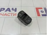Блок управления стеклоподъемниками Opel Corsa 6240509