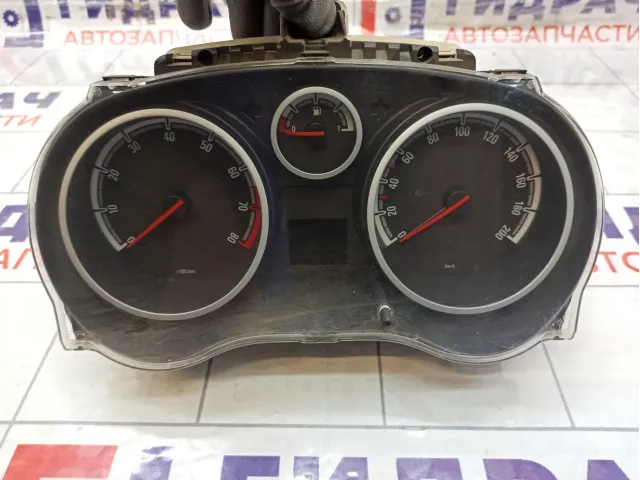 Панель приборов Opel Corsa 6261192