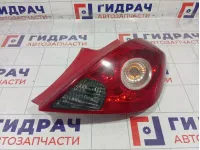 Фонарь задний правый Opel Corsa 1222131