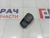 Кнопка стеклоподъемника переднего правого Opel Corsa 6240440