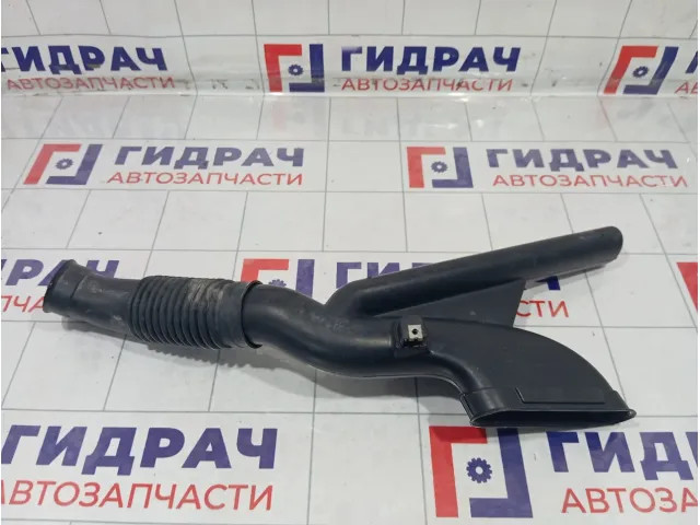Воздуховод Opel Corsa 55557182